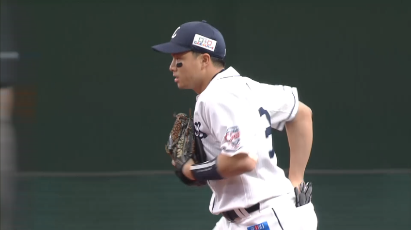 3回表・L呉 セカンドへの強い打球を華麗に捌く!!