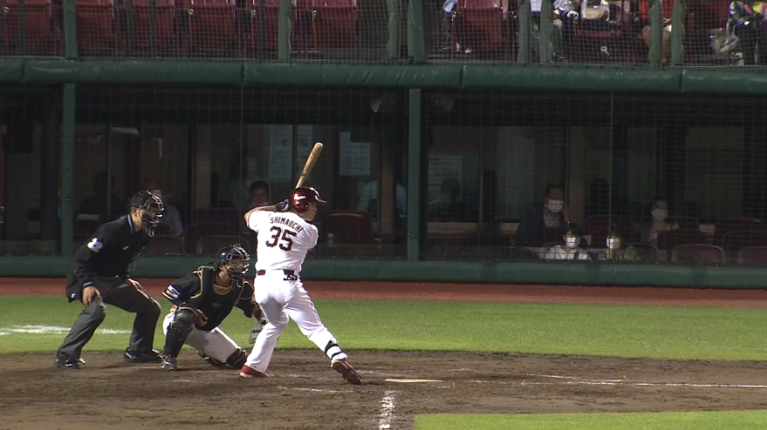 5回裏・E島内 ライト線上に落ちる同点タイムリー2ベースヒット!!