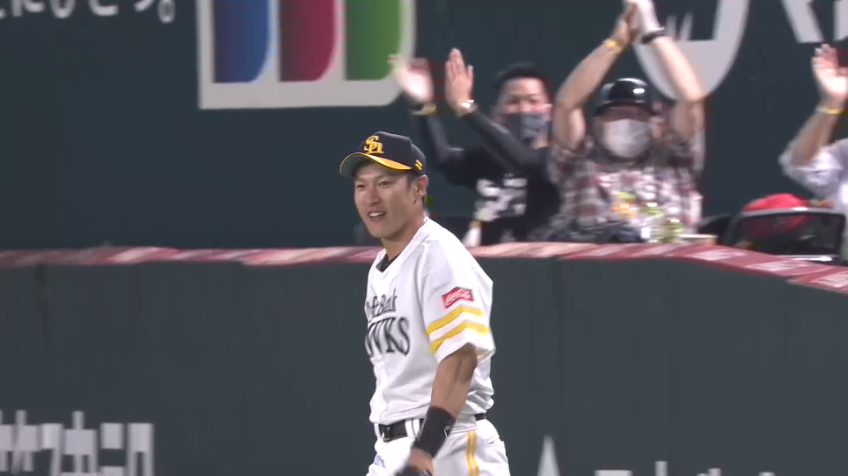 5回表・H柳田 ファウルフライを好捕!!