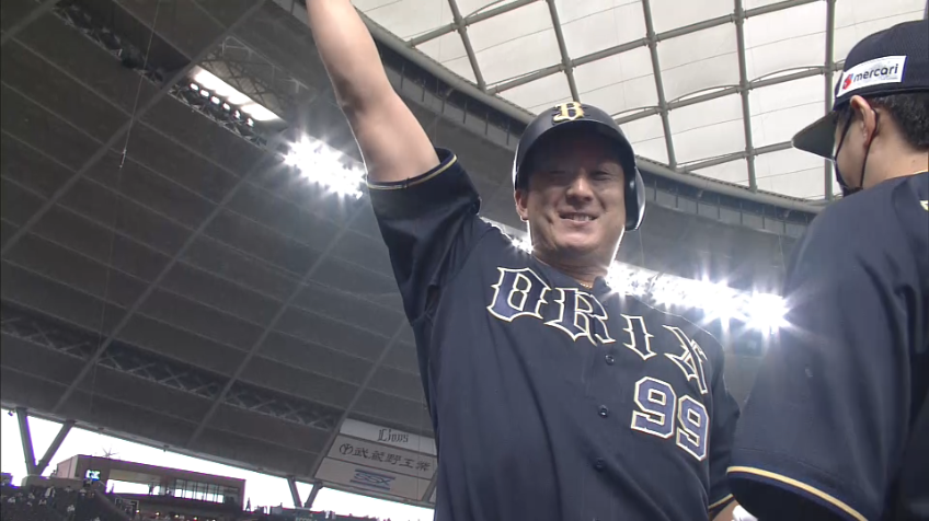 1回表・B杉本 リーグトップタイの第18号2ランホームランで先制!!