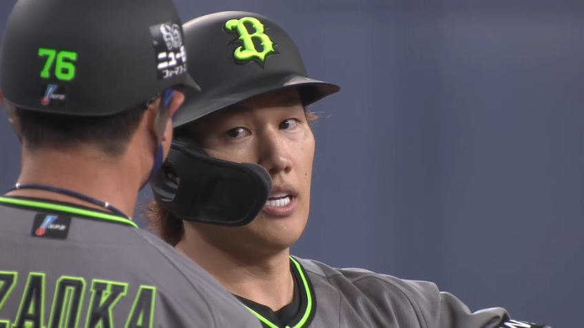 6回裏・B吉田正 低めの速球を左中間に上手く運び先制の2点タイムリー2ベース‼