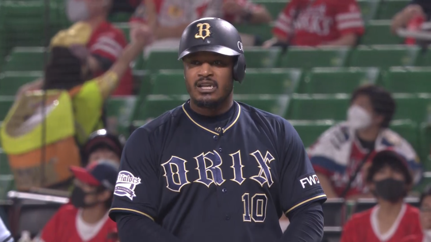 4回表・Bジョーンズ 左中間へのタイムリーで試合を振り出しに戻す!!