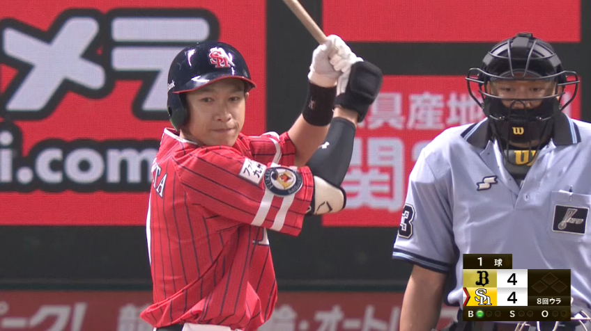 8回裏・H柳田 リーグトップの21号ホームランで勝ち越し!!