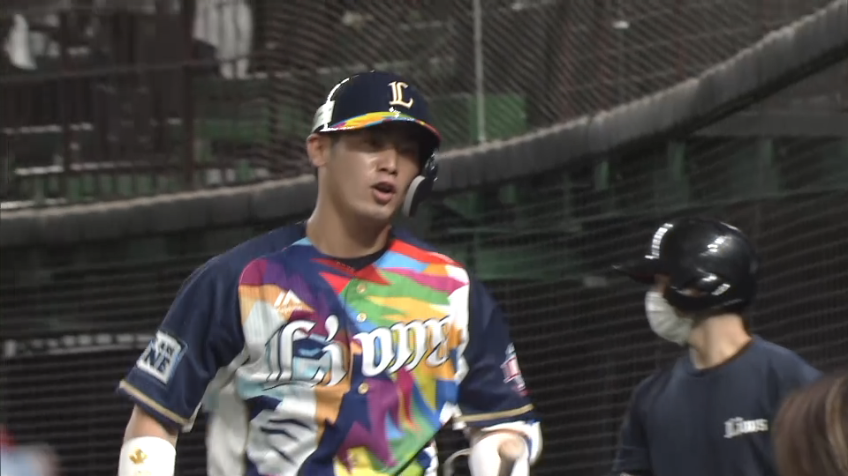 9回裏・L岸 1点差に詰め寄る今季第5号のソロホームラン!!