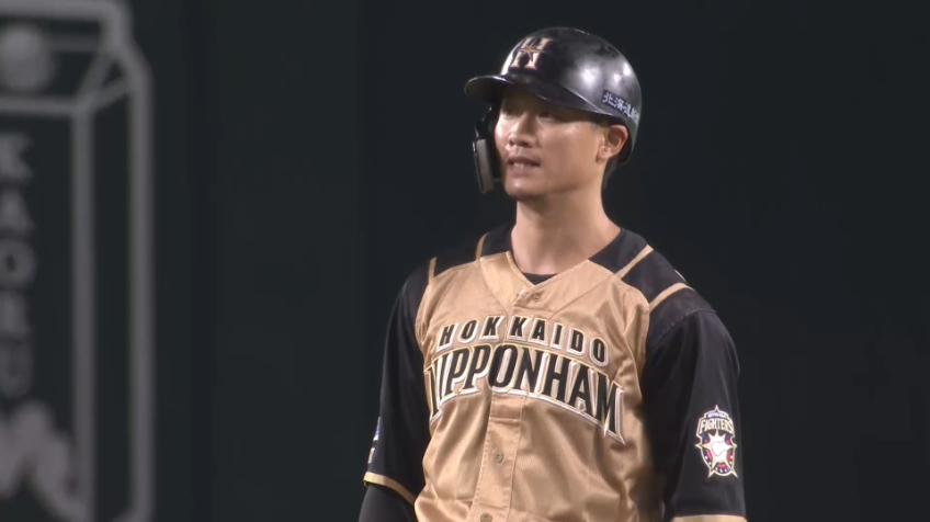 4回表・F西川 快足飛ばして今季12個目の盗塁を決める!!