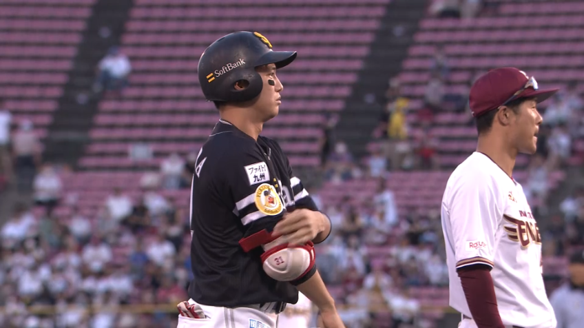 1回表・H栗原 ライトへ先制のタイムリー2ベースヒットを放つ!!