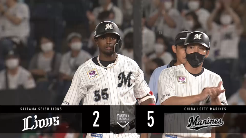 6回裏・Mエチェバリア センターへの2点タイムリーヒット!!