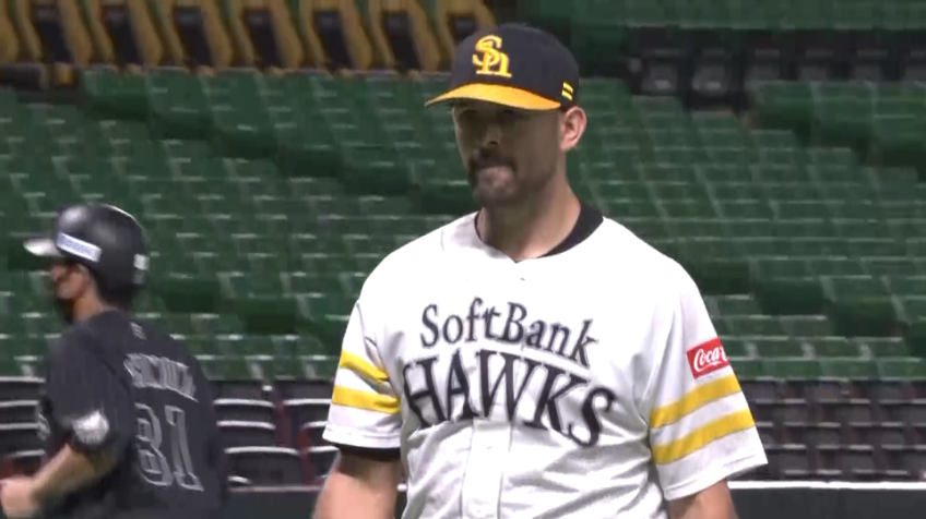 3回表・Hマルティネス 前の回から4者連続三振!!