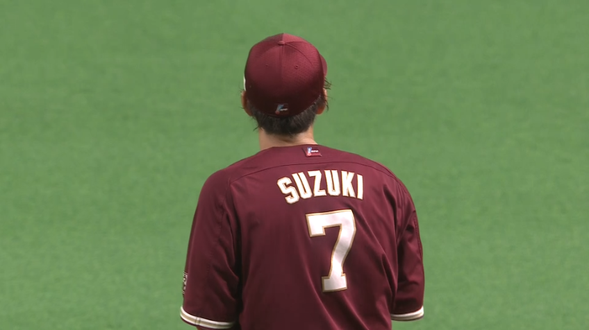 1回裏・E鈴木 ファーストへの強い打球を華麗に捕球!! ナイスプレーを魅せる!!