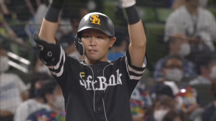 8回表・H中村晃 本日3打点の活躍!! 逆転2点タイムリー3ベースヒット!!