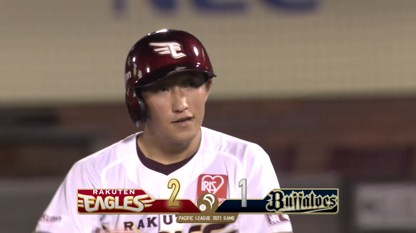 4回裏・E小深田 センターに勝ち越しのタイムリーヒットで 2打席連続打点!!