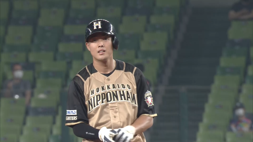 8回表・F髙濱 プロ初盗塁を決める!!