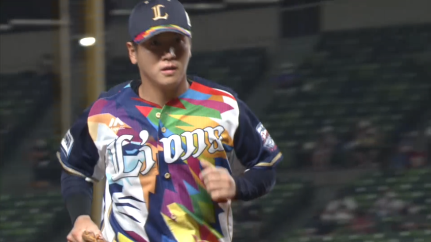 5回表・L平沼 鋭い打球に飛びつきピンチを救うファインプレー!!