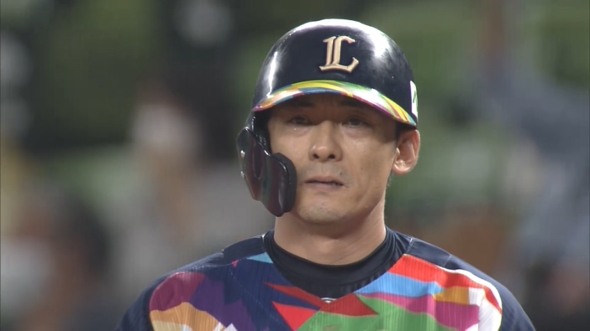 9回裏・L栗山 初球を捉えてライト前へ!! 2000本まであと4安打!!