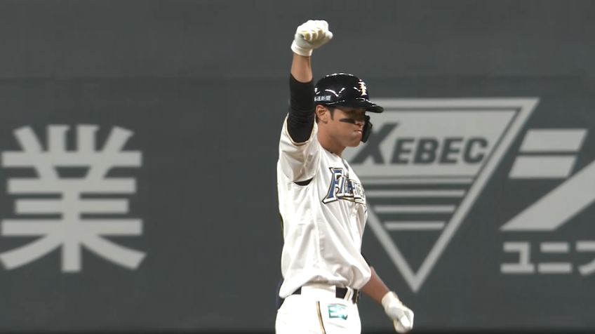 7回裏・F木村 移籍後初ヒットは左中間へのタイムリー2ベースヒット!! チームに貴重な追加点をもたらした!!