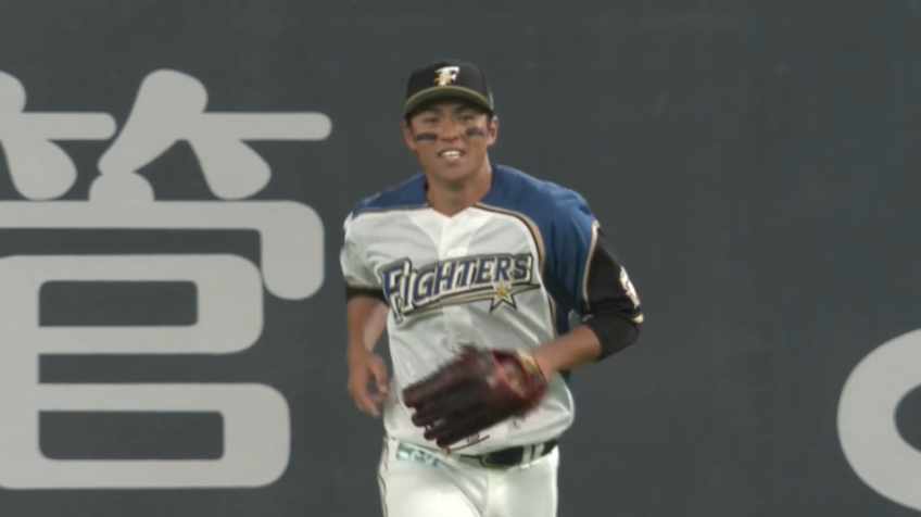 9回表・F木村 守備でも魅せた!! 好返球でB来田の3ベースヒットを阻止してゲームセット!!