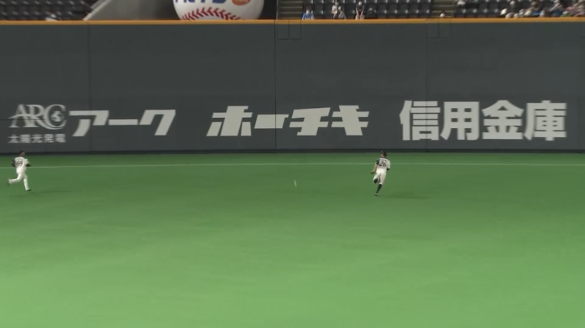 9回表・B吉田正 センターへのタイムリー2ベースヒットを放つ!!