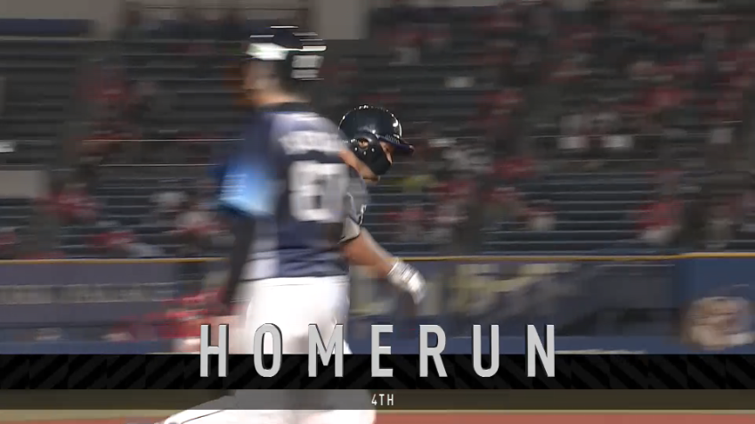 4回表・L川越 豪快なフルスイングでライトスタンドへソロホームランを放つ!!