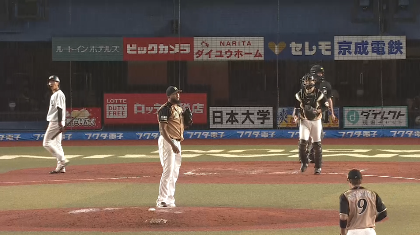 9回裏・FB.ロドリゲス 得点圏に走者を背負うも最後は空振り三振に仕留め、試合を引き分けに持ち込む!!