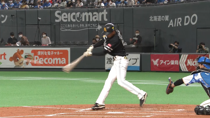 3回表・H三森 遅い変化球をタイミング合わせて綺麗に流し打ち!!
