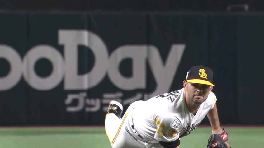 3回表・Hマルティネス 落差のある変化球で空振り三振!! 一打逆転のピンチを切り抜ける!!