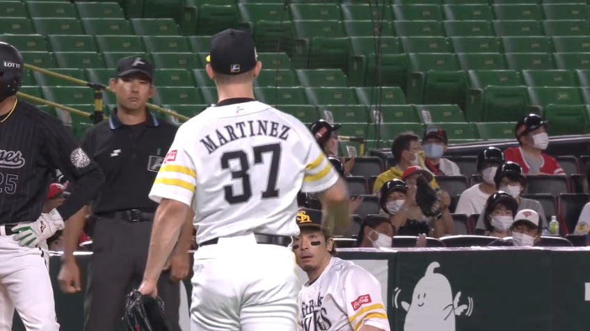 7回表・H松田 守備でも熱男!! 見事な反応でチームを救う!!