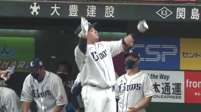 2回裏・L山川 勝ち越しの18号2ランホームランを放つ‼