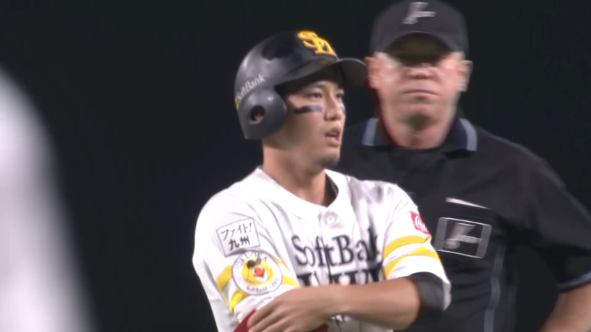 1回裏・H栗原 センターへ先制タイムリー2ベース!!