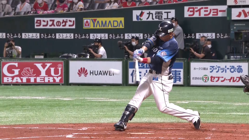 2回表・L栗山 通算2014本目は逆方向へ鮮やかなヒット!!