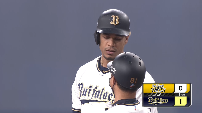 1回裏・Bモヤ ライト前にしぶとく落とす先制タイムリーヒット!!