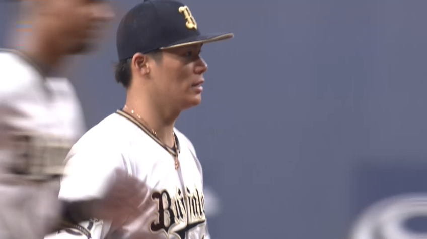 5回表・B山本 ここまでノーヒットノーラン!! 16勝目の権利を得る!!