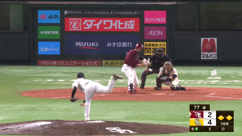 5回表・E島内 4連打で1点差に!! 打点王のタイムリーヒット!!