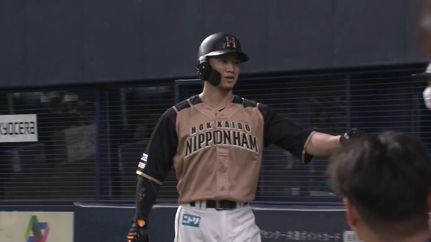 7回表・F西川 本日2打点目!! センターへの犠牲フライで勝ち越し!!