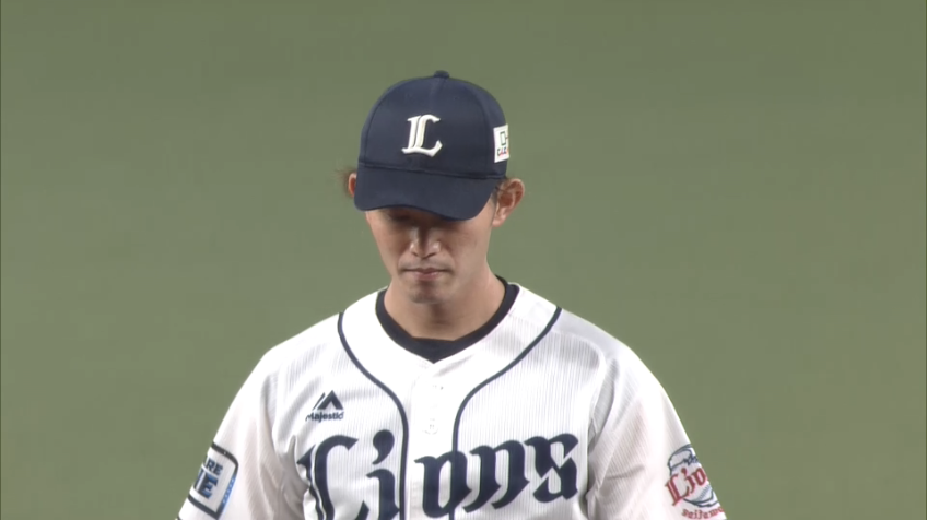4回表・L今井 盗塁を試みたランナーを牽制でアウトに!!