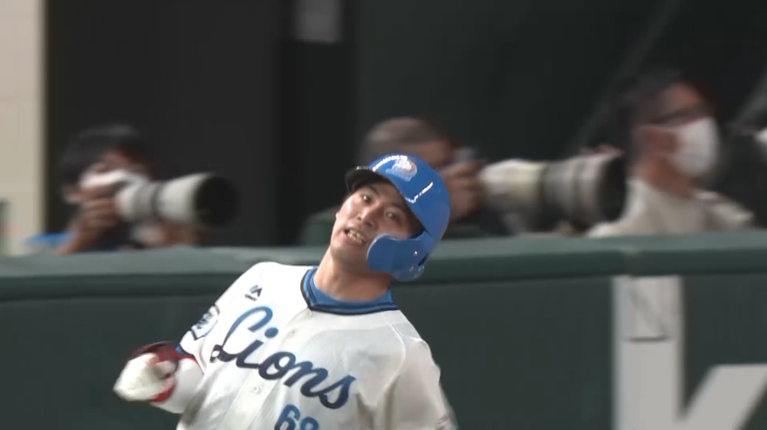 9回裏・L岸 サヨナラタイムリーヒットを放つ!!