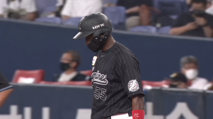 3回表・Mエチェバリア ランナー1,2塁のチャンスで追加点を奪うタイムリーヒット!!