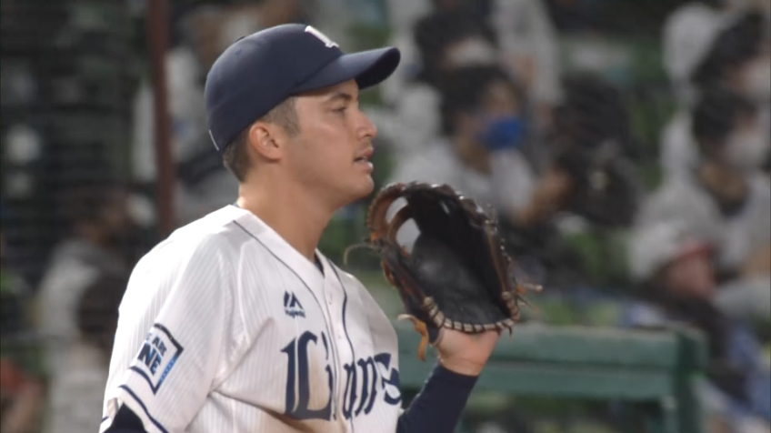 7回表・Lブランドン 三遊間を抜けそうな当たりをダイビングキャッチ!!