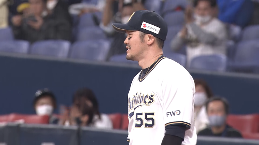 8回表・B T-岡田 見事なダイビングキャッチでファインプレー!!