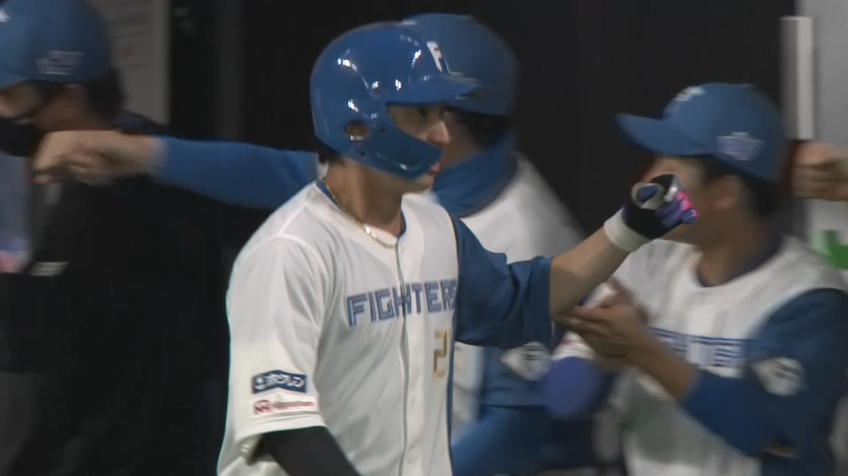 2回裏・F淺間大基 今シーズン初勝利へ!! 第1号先制2ランホームランを放つ!!