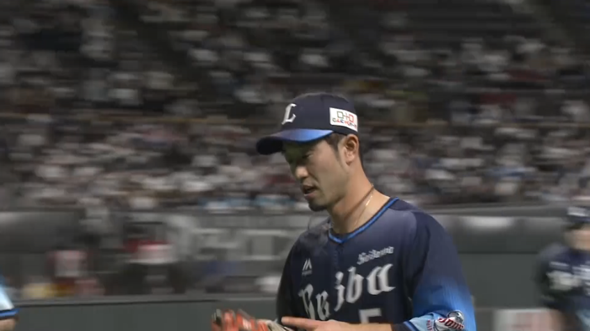 4回裏・L外崎修汰 華麗なスライディングキャッチでピンチ脱出!!