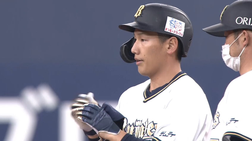 5回裏・B吉田正尚 初球を捉えて追加点!! 4番のタイムリー2ベースヒット!!