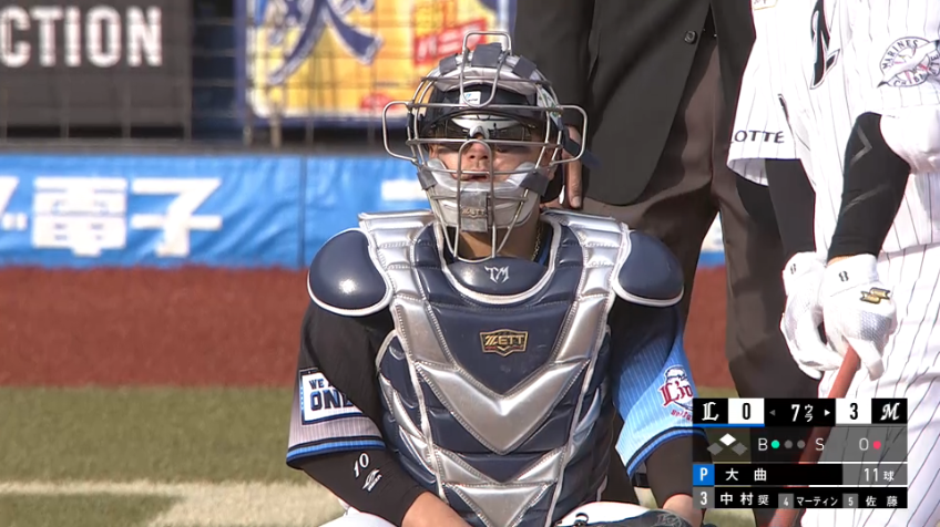 7回裏・L森友哉 冷静な処理で3塁をアウトに!!