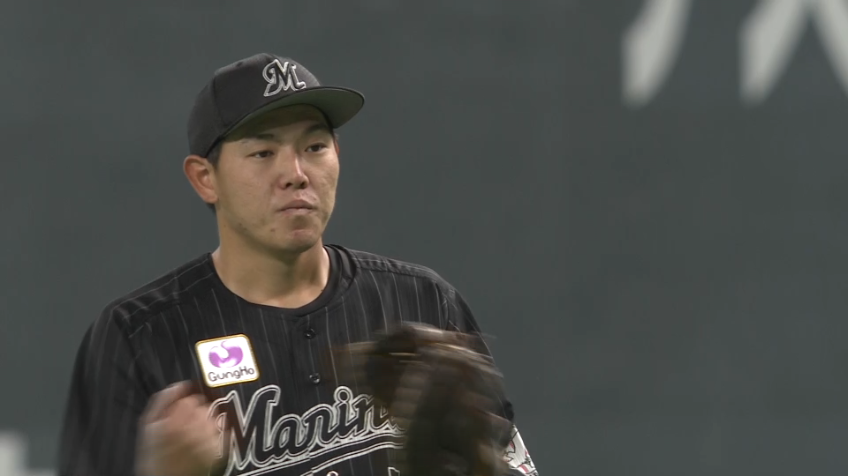 6回裏・M安田尚憲 ライン際の打球をスライディングキャッチ!!