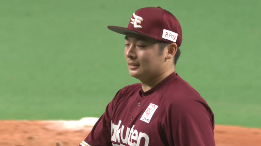 9回裏・E松井裕樹 自慢の変化球で三振を奪い試合終了!!