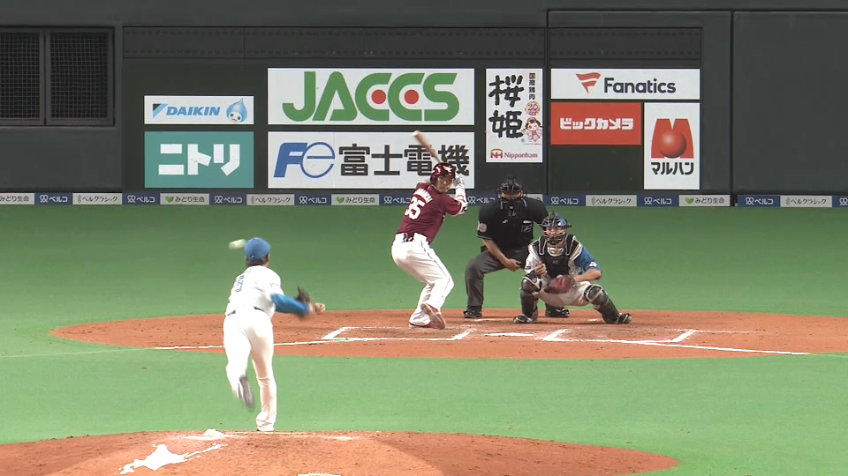 7回表・E島内宏明 1塁線を破る鋭い打球が2点タイムリー3ベースヒットとなる！