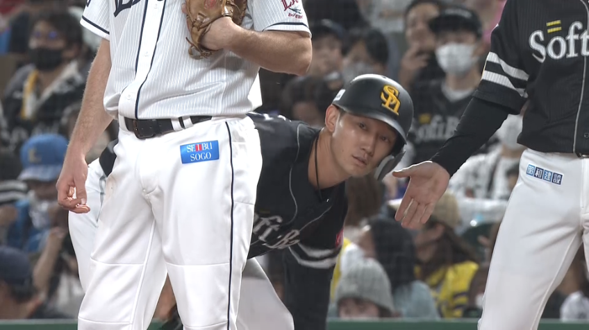 3回表・H正木智也 プロ初安打!! レフトへ痛烈な打球を放つ!!