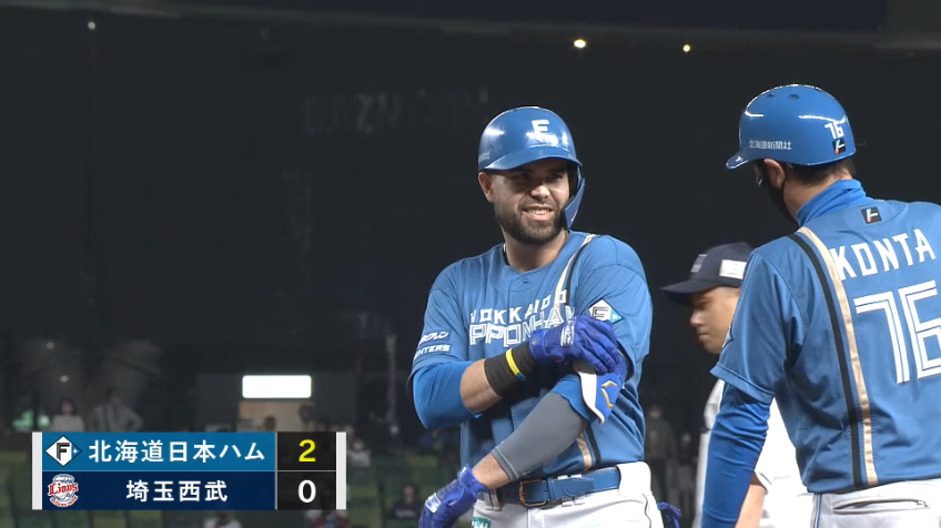 4回表・Fヌニエス レフトへの強烈なタイムリーヒットで1点を追加する!!