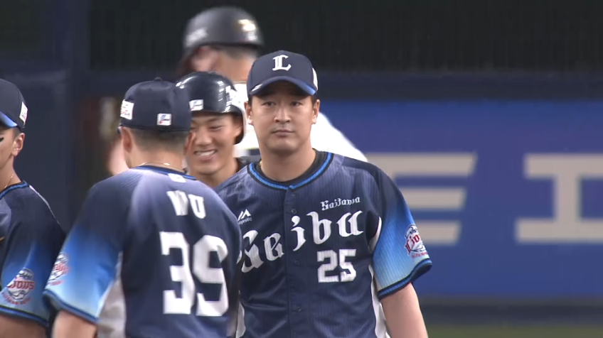 9回裏・L平井克典 最後のバッターを三振に抑え埼玉西武が2連勝!!