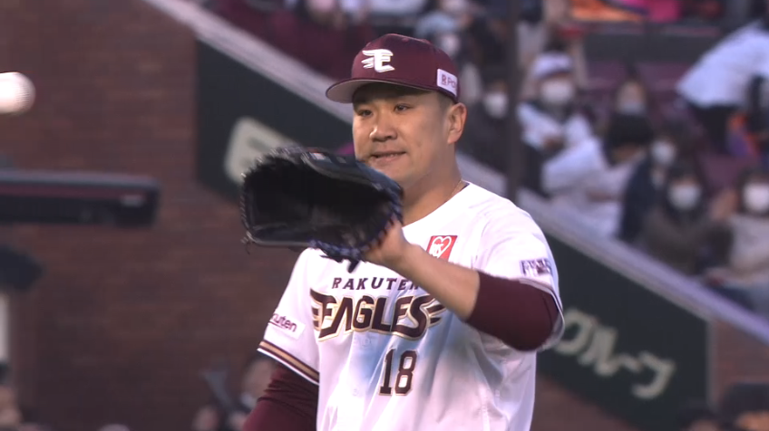 1回表・E田中将大 見事な投球術でダブルプレーに打ち取る!!