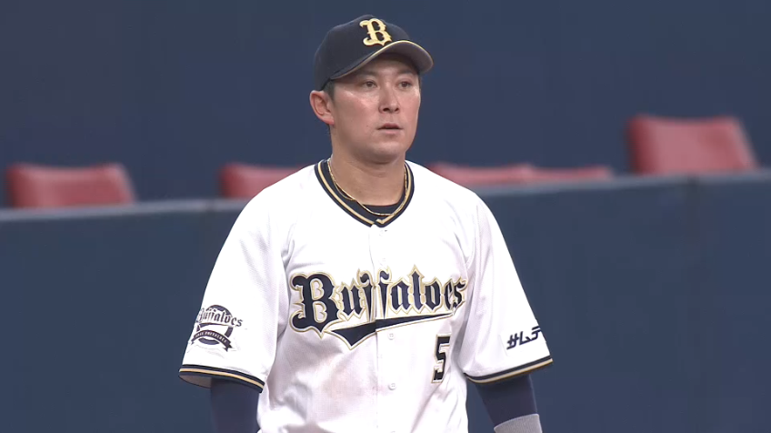 4回表・B西野真弘 好守に躍動!! ダイビングキャッチで投手を助ける!!